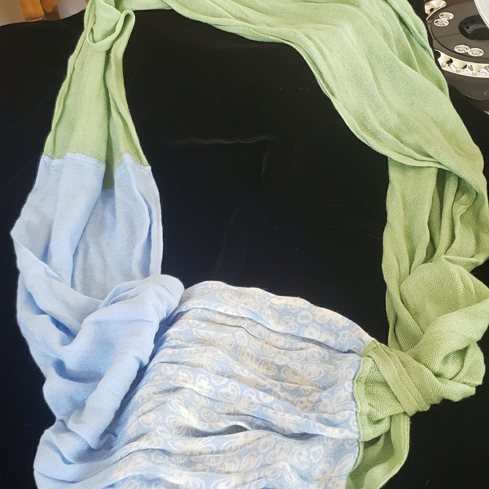 Infinity scarf